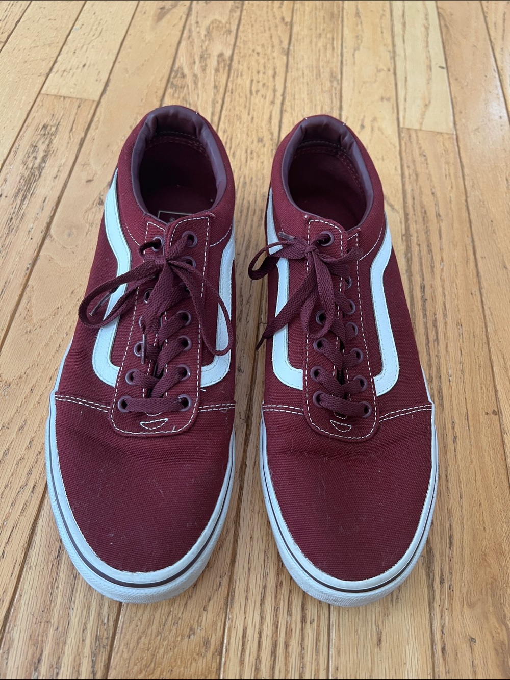 Vans Men’s Burgundy Low-Top Sneakers with White Stripe